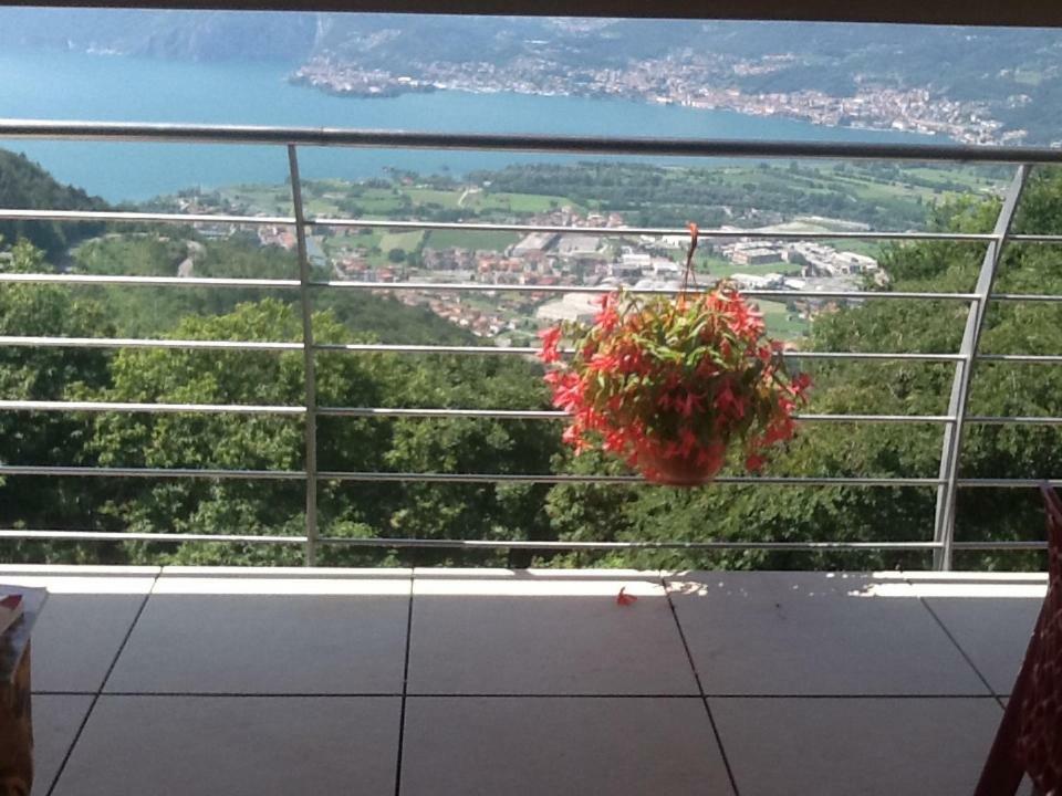 פיזונייה Agriturismo Alveare Sul Lago מראה חיצוני תמונה